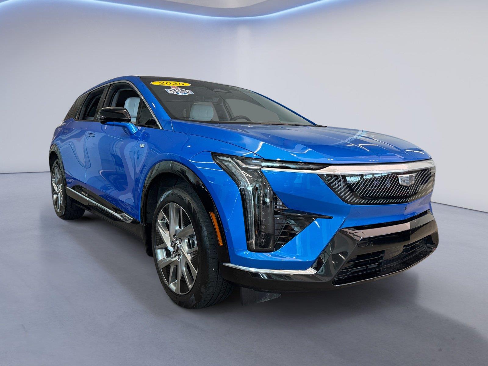 Certified 2025 Cadillac OPTIQ Luxury SUV