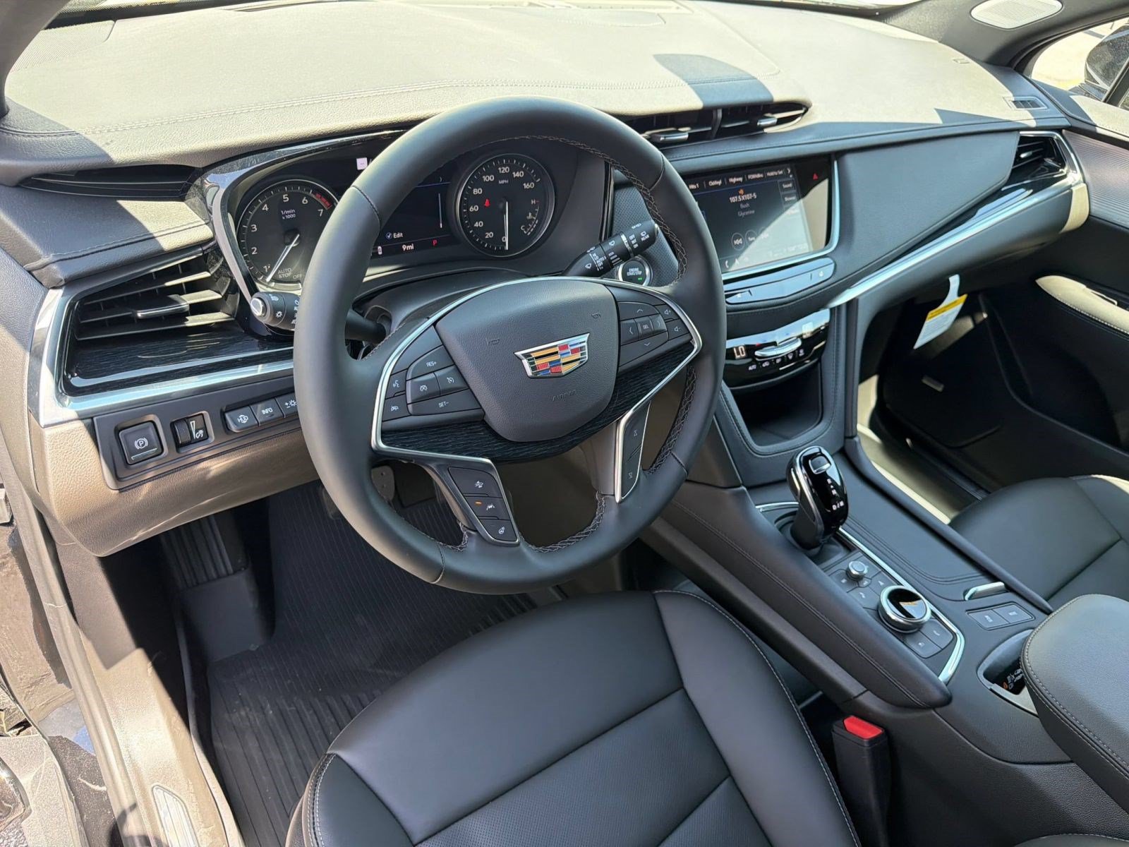 New 2026 CADILLAC XT5 Premium Luxury SUV