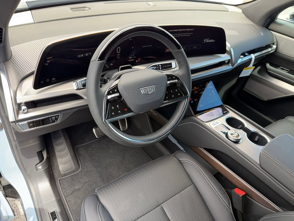 New 2027 CADILLAC VISTIQ Luxury SUV