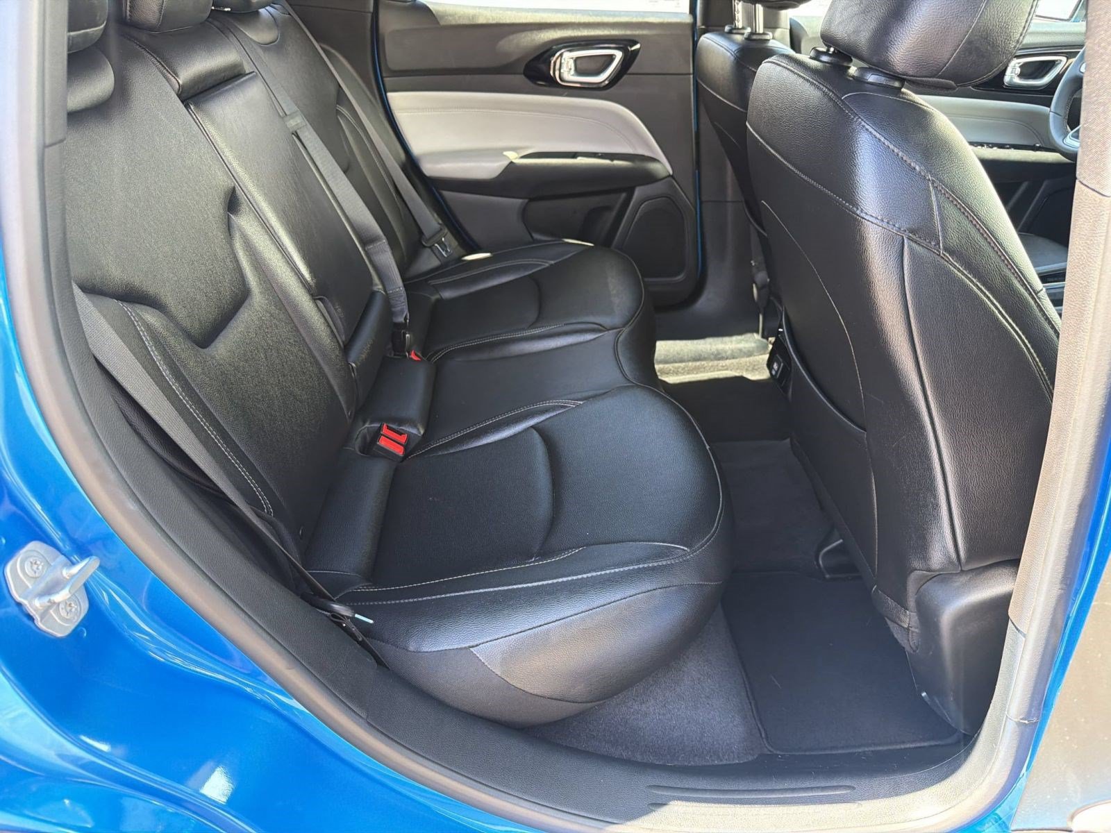 2025 Jeep Compass Limited - Photo 27