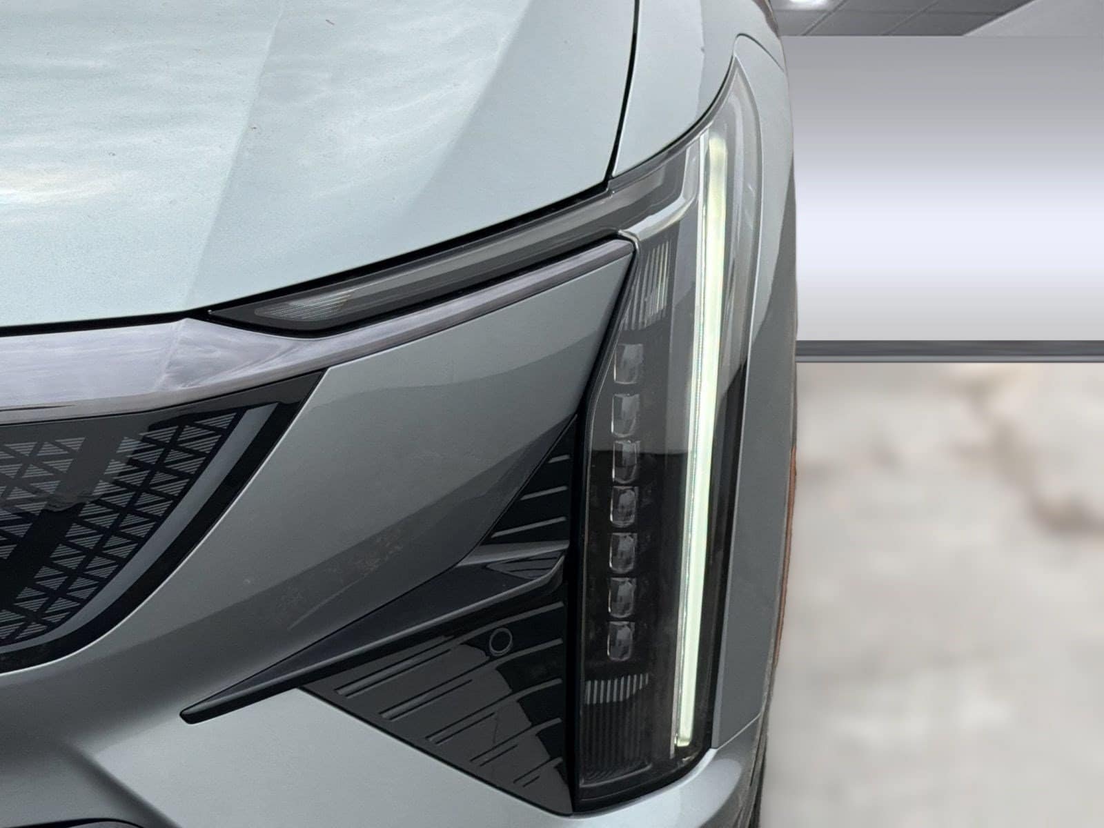 2027 Cadillac OPTIQ Sport - Photo 10