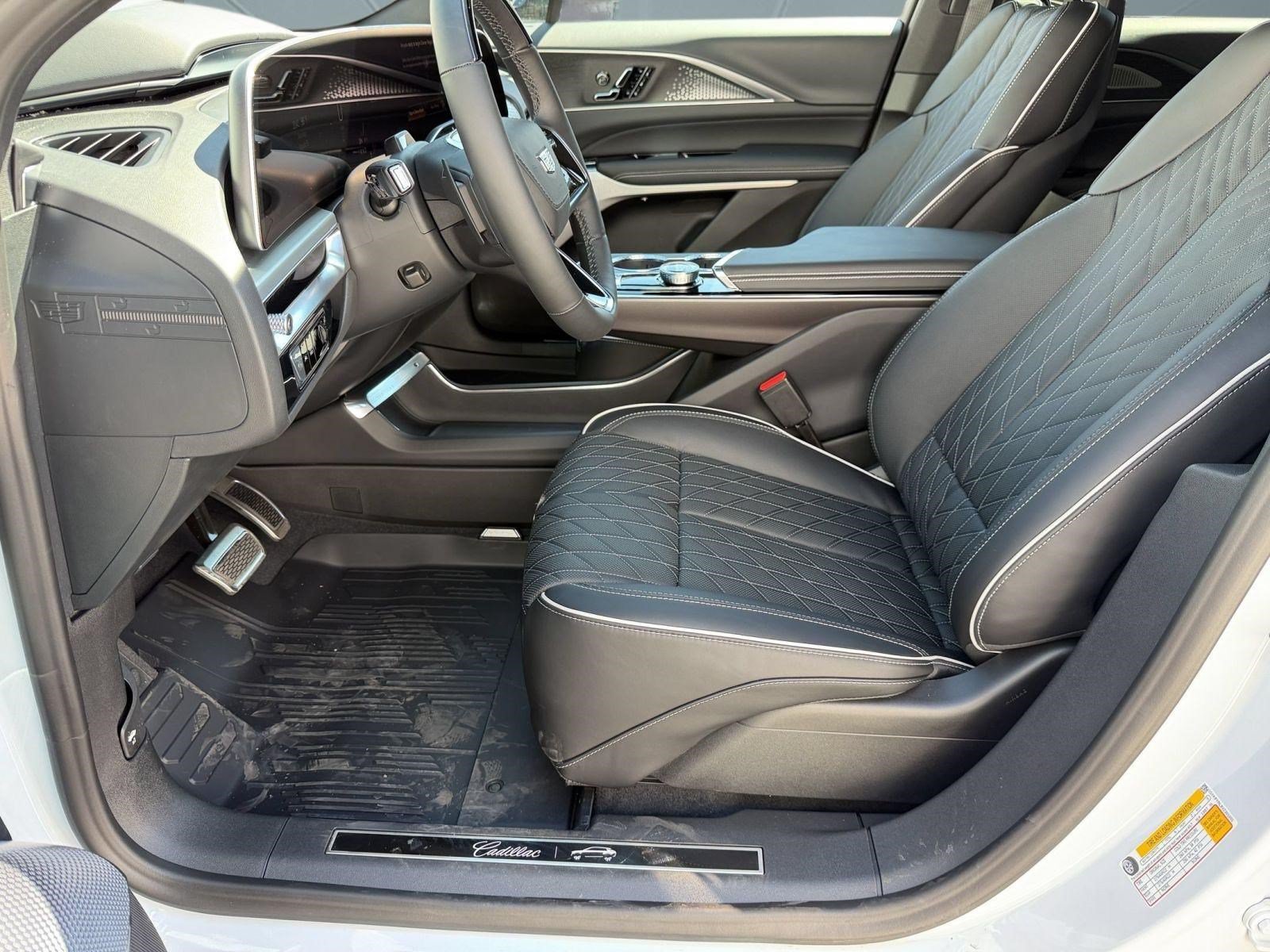 New 2027 CADILLAC LYRIQ Signature Sport SUV