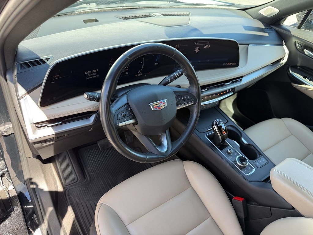 Certified 2024 CADILLAC XT4 Luxury SUV