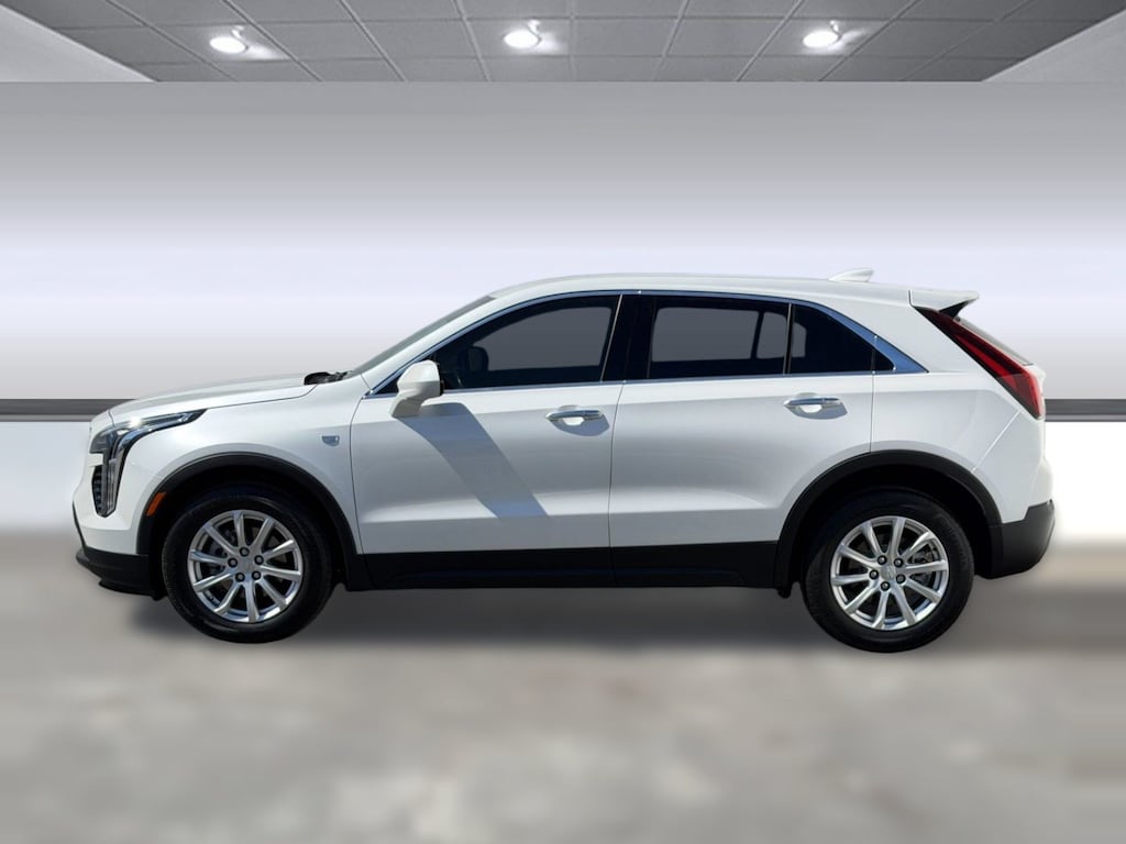 Certified 2023 CADILLAC XT4 FWD Luxury SUV