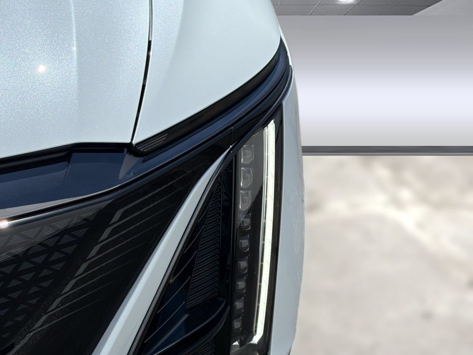 2027 Cadillac LYRIQ Signature Sport - Photo 11