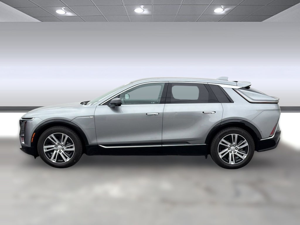 Used 2024 CADILLAC LYRIQ Tech SUV