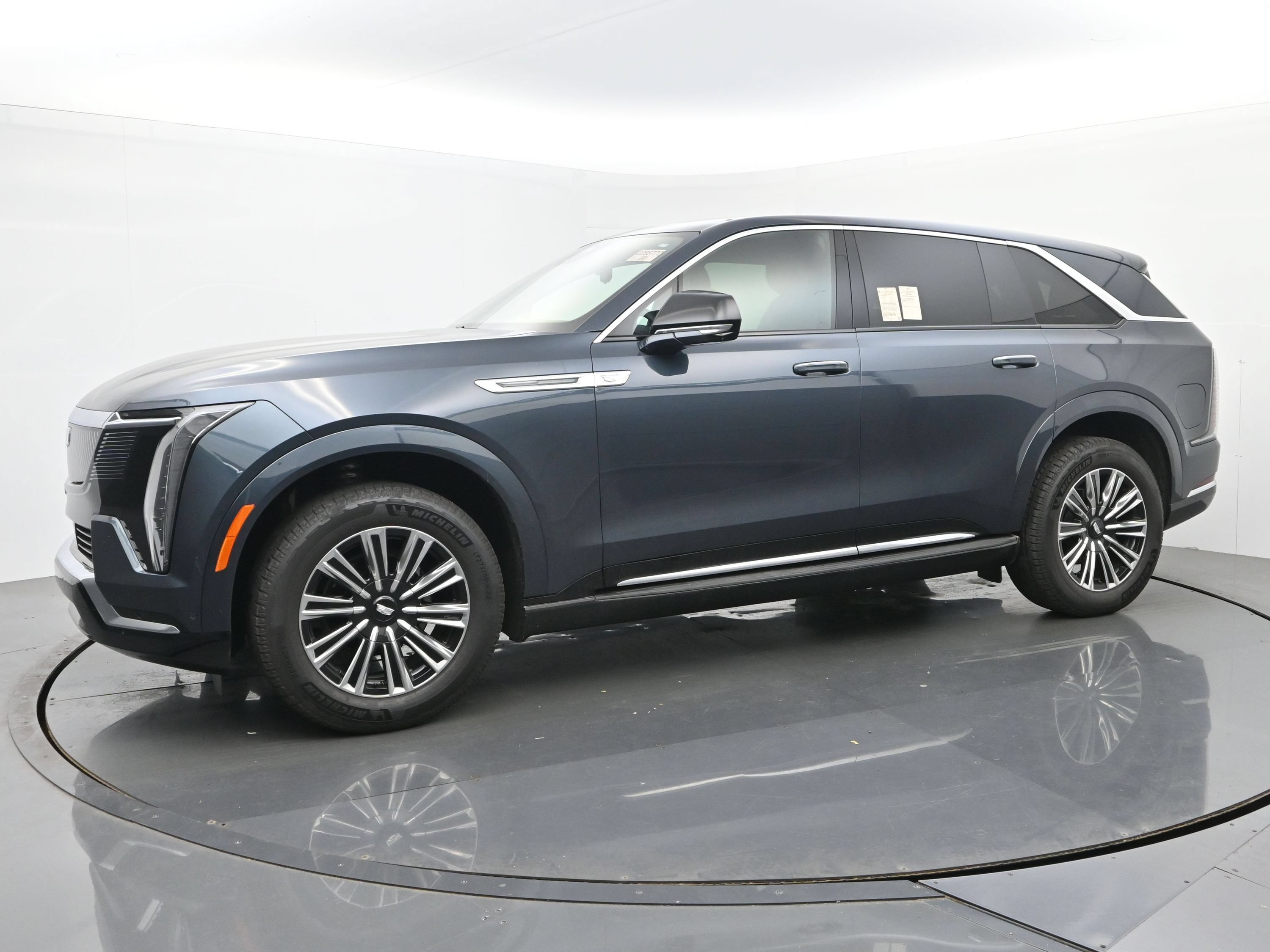 New 2026 CADILLAC ESCALADE IQ Luxury SUV