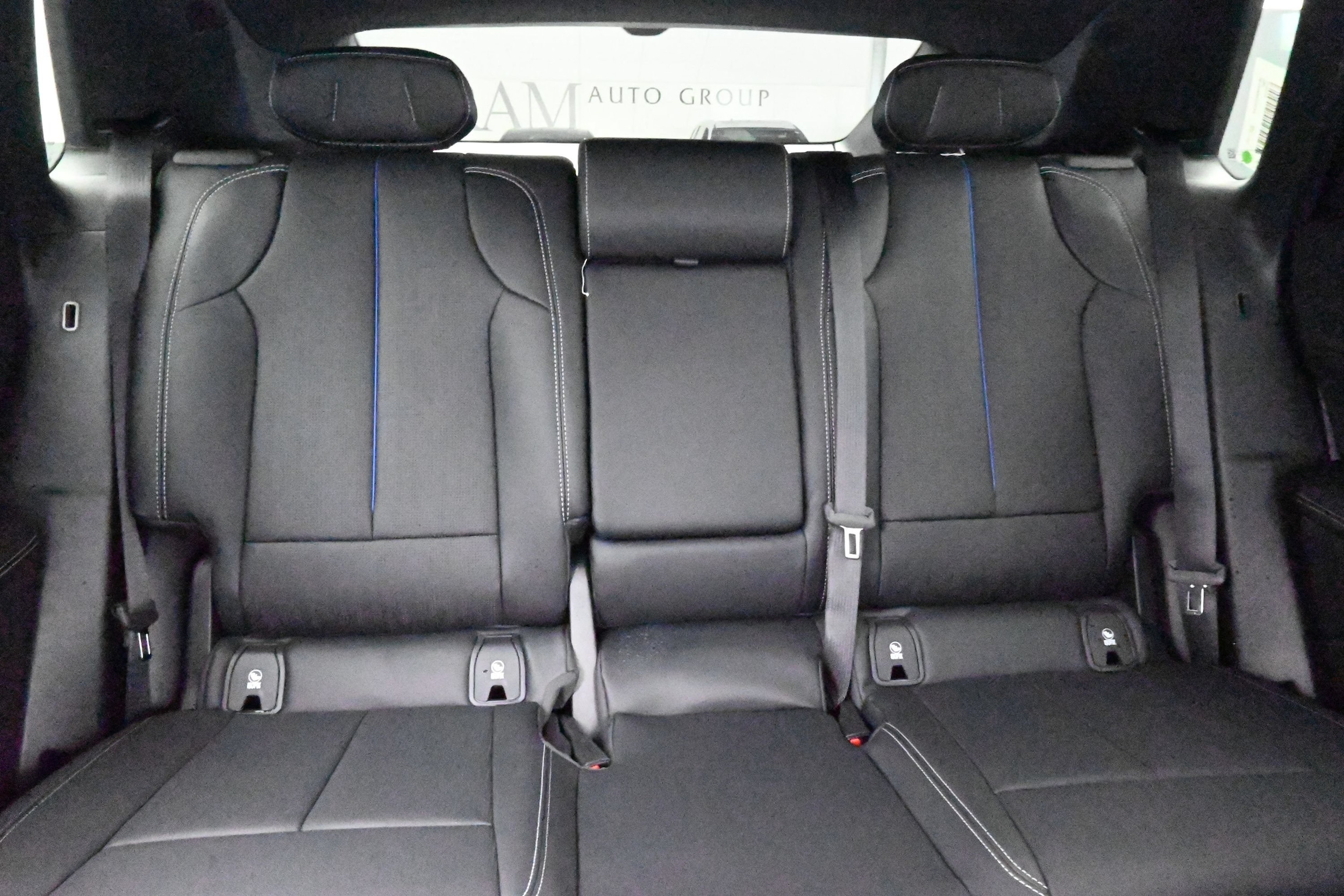 2027 Cadillac LYRIQ Luxury - Photo 14