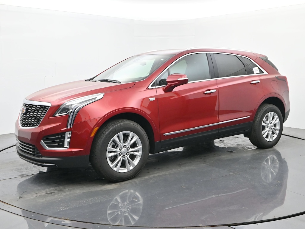 New 2026 CADILLAC XT5 Luxury SUV