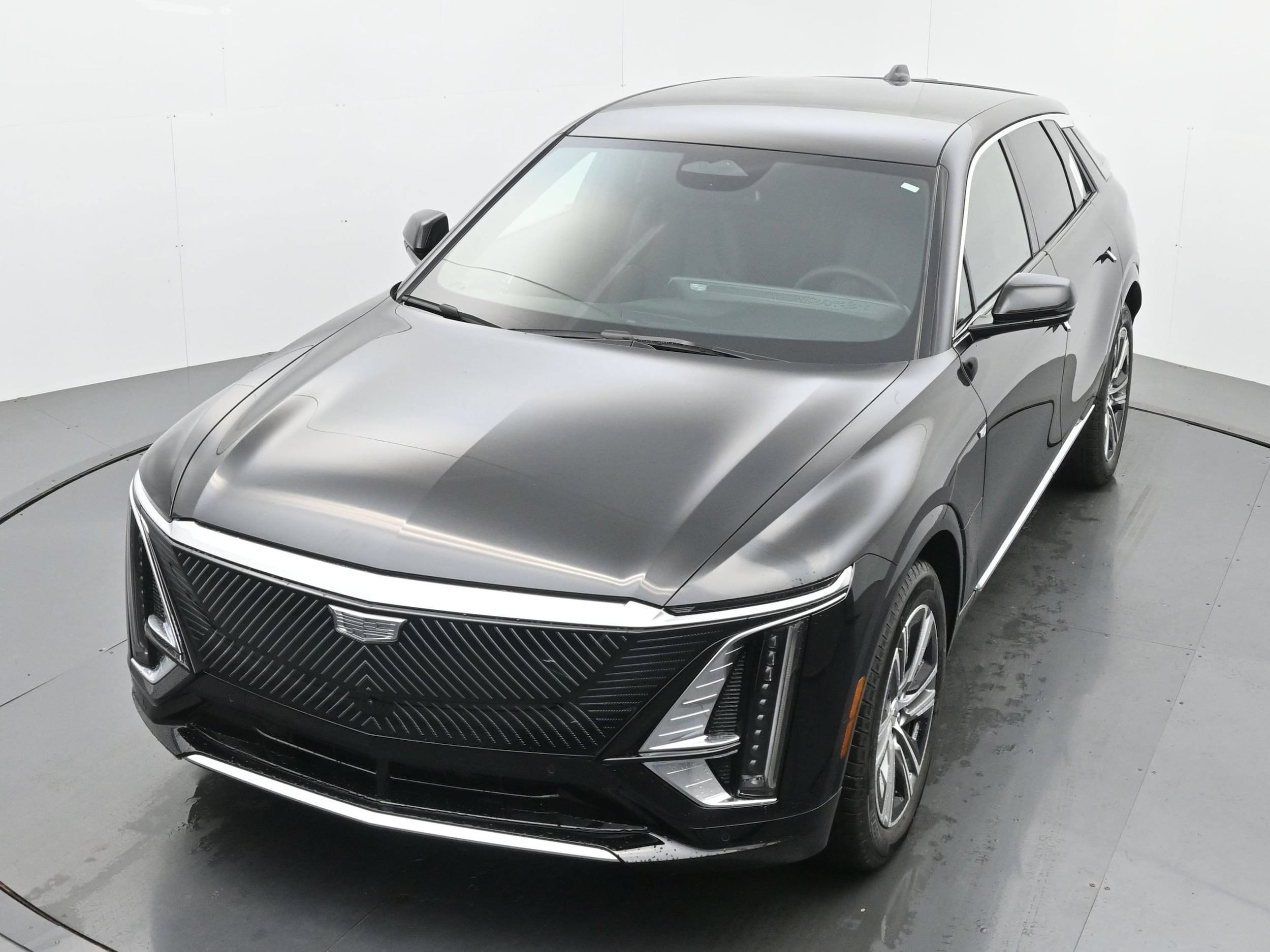 2027 Cadillac LYRIQ Luxury - Photo 23
