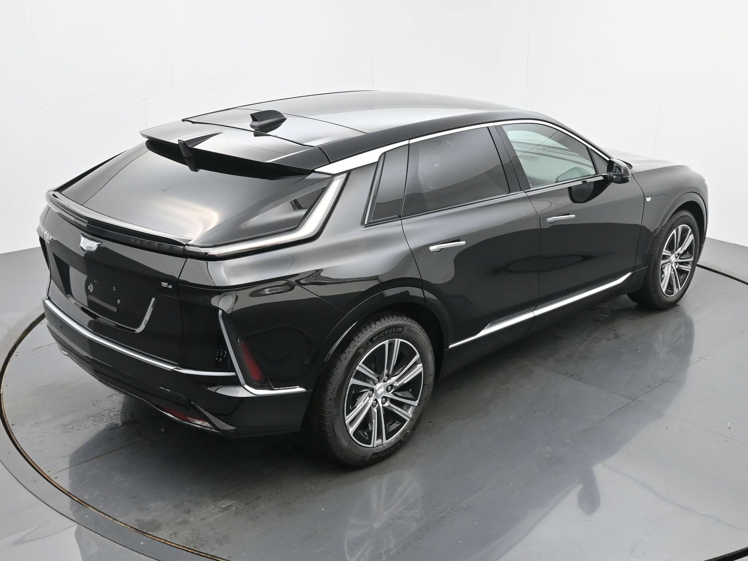2027 Cadillac LYRIQ Luxury - Photo 27