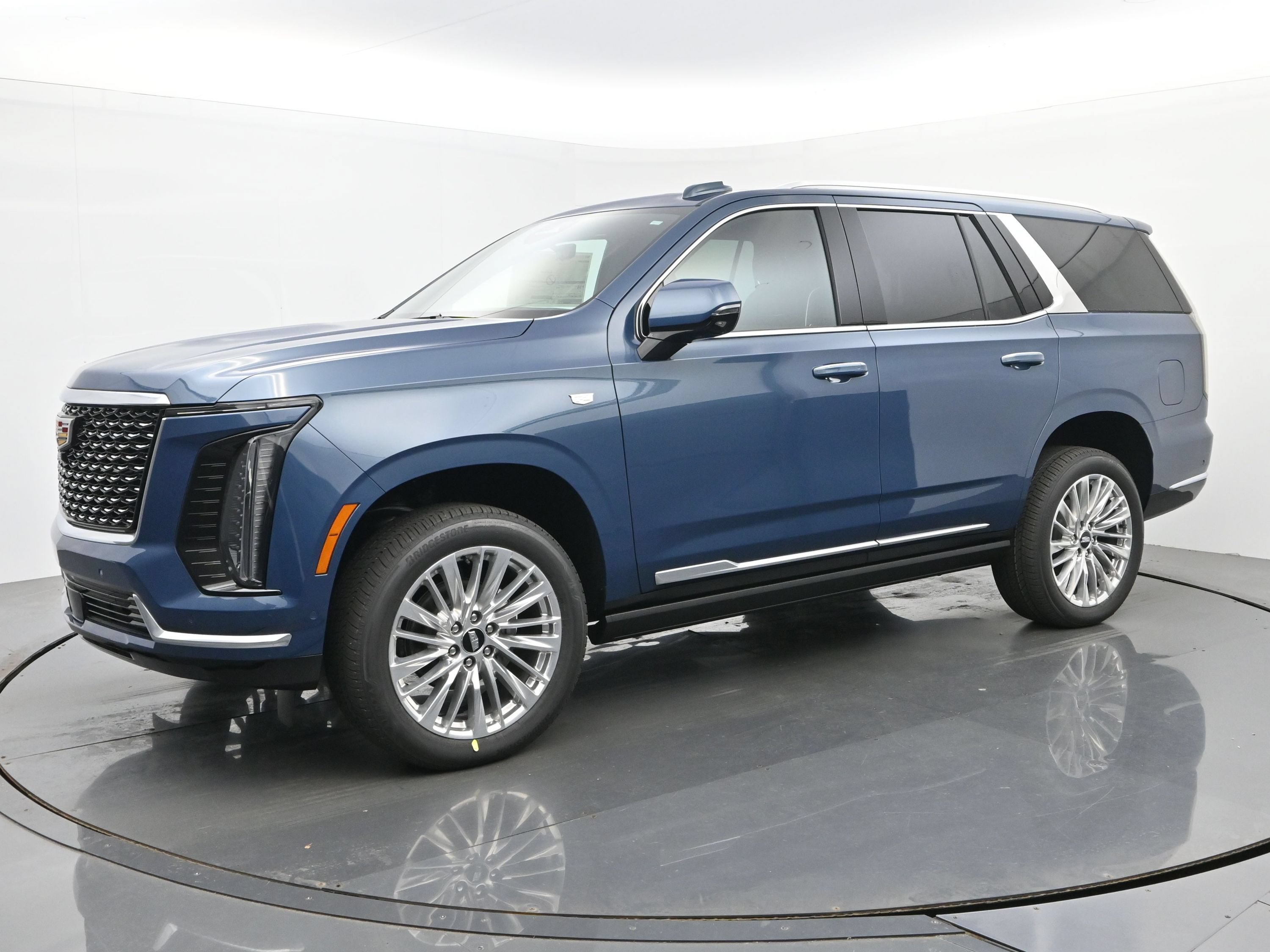 New 2026 CADILLAC Escalade Luxury SUV