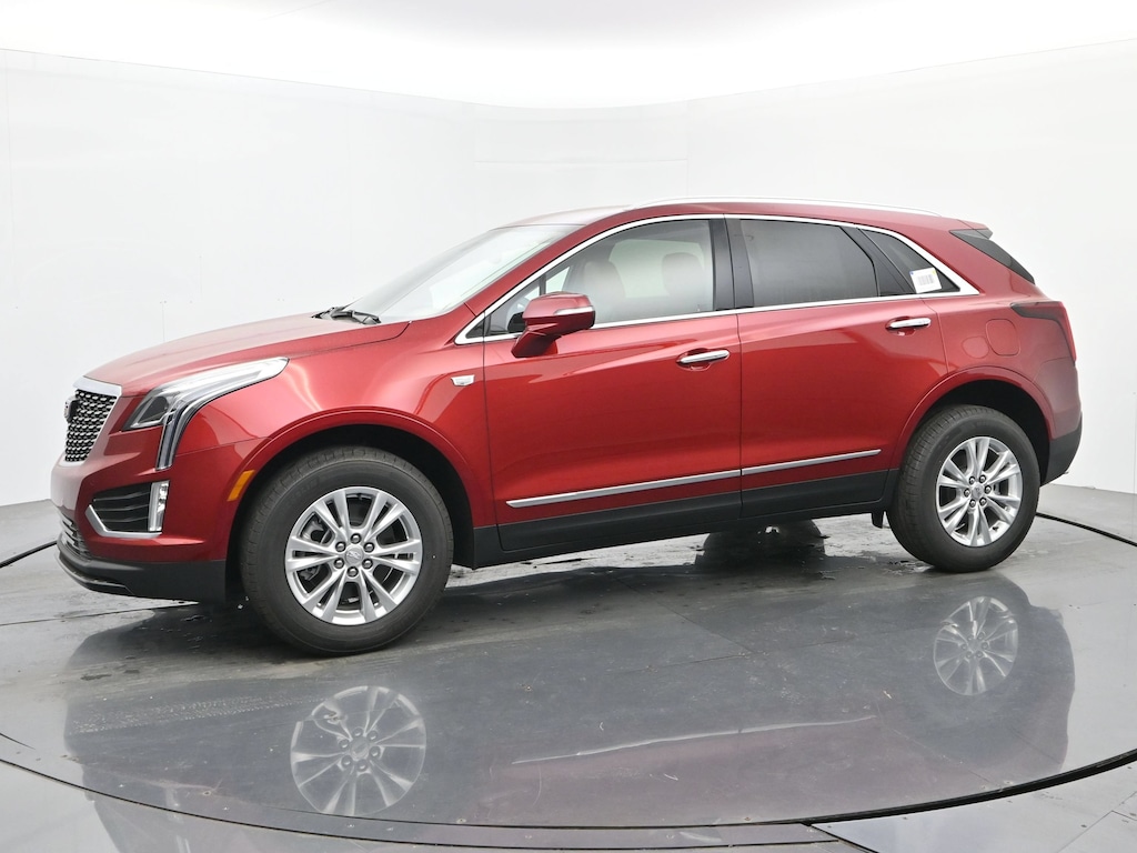 New 2026 CADILLAC XT5 Luxury SUV