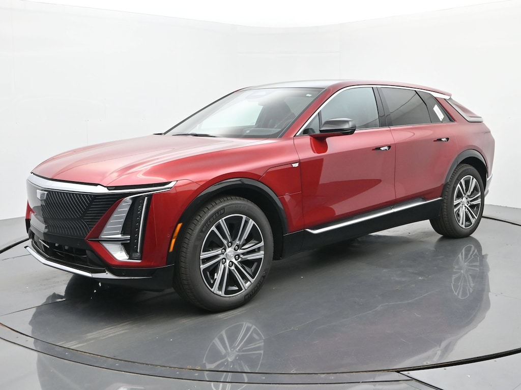 New 2026 CADILLAC LYRIQ Luxury SUV