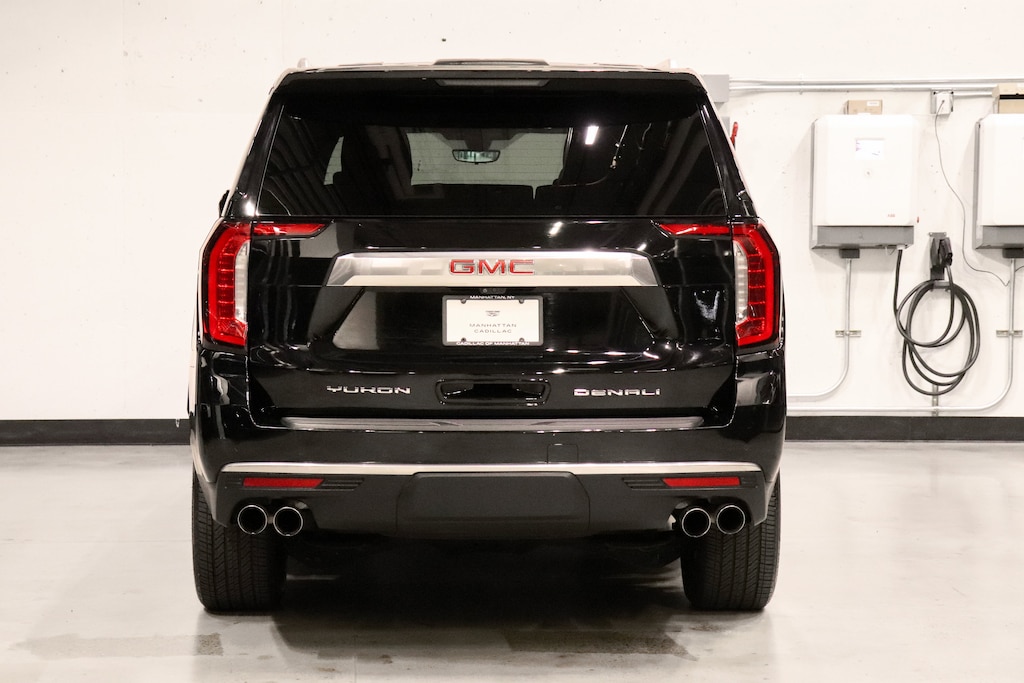 Used 2021 GMC Yukon XL Denali SUV