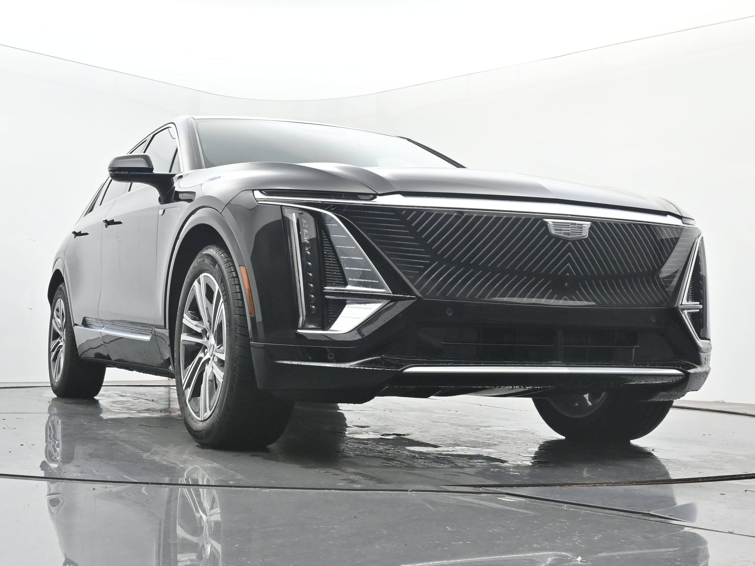 2027 Cadillac LYRIQ Luxury - Photo 22