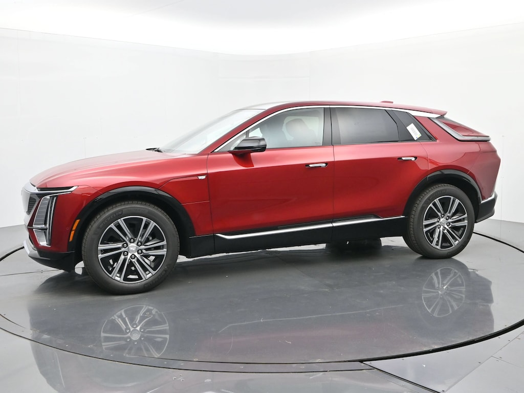 New 2026 CADILLAC LYRIQ Luxury SUV