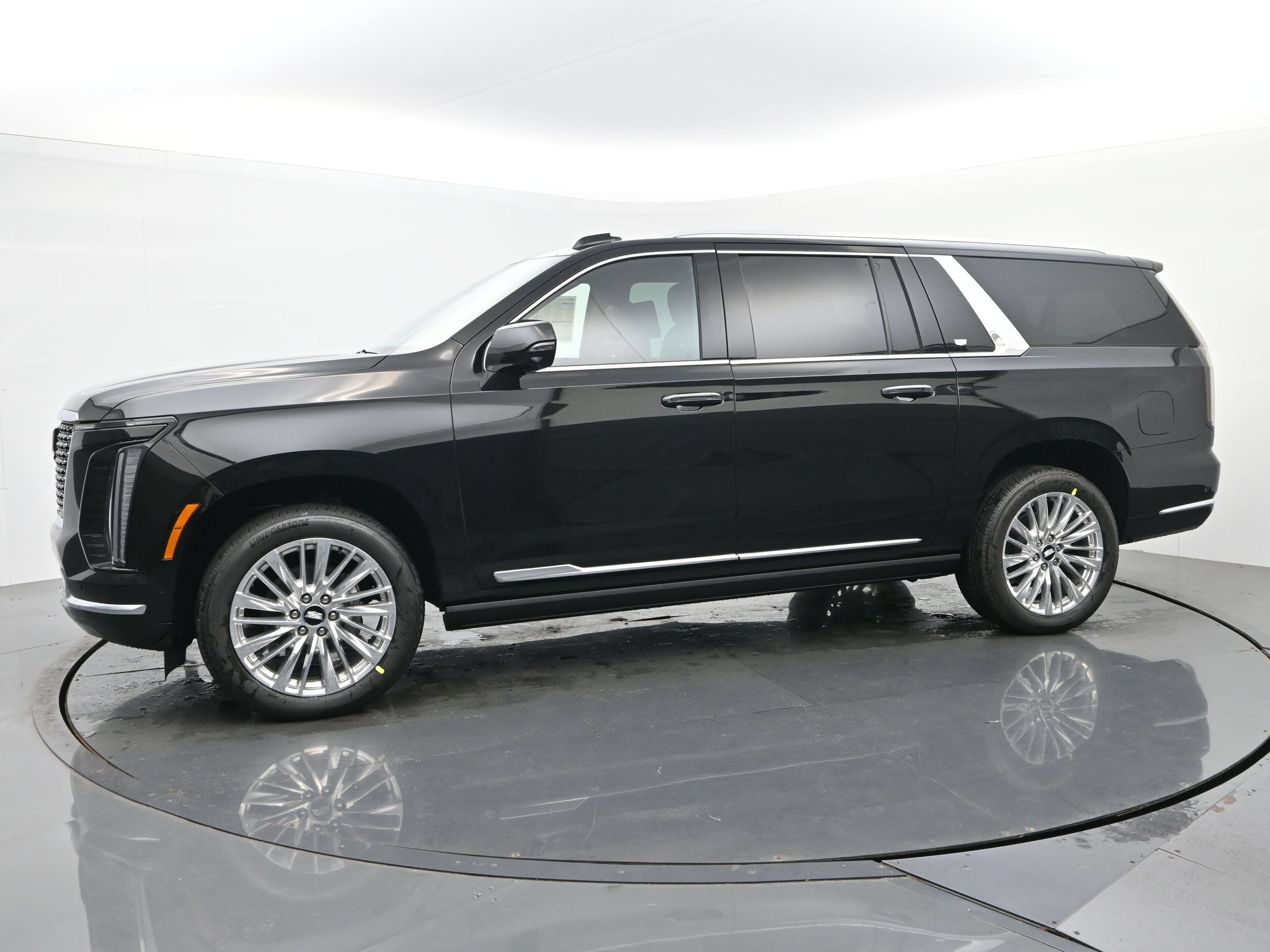 New 2026 CADILLAC Escalade ESV Luxury SUV