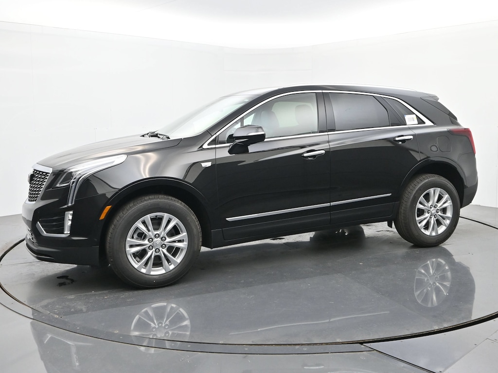 New 2026 CADILLAC XT5 Luxury SUV