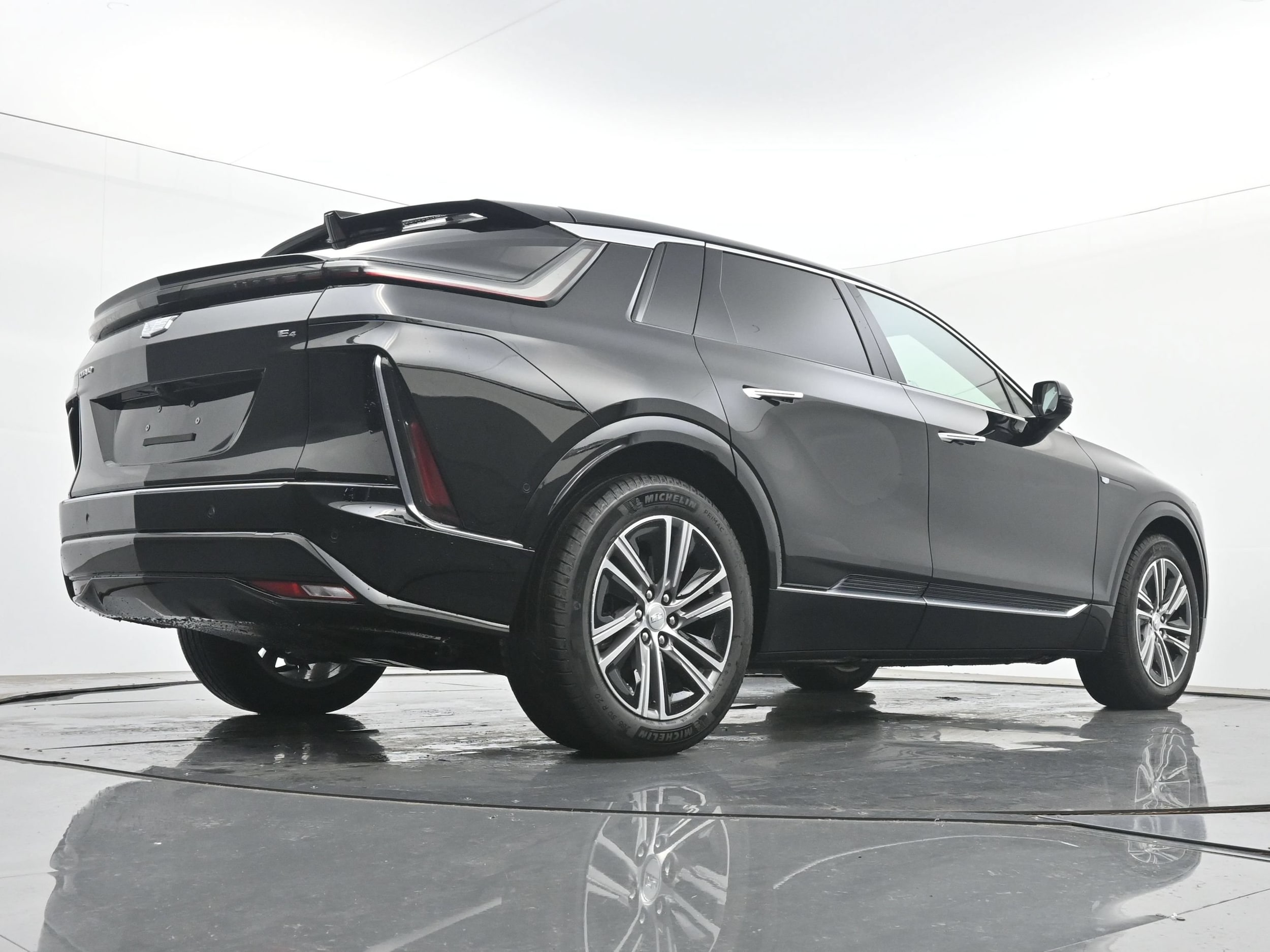 2027 Cadillac LYRIQ Luxury - Photo 19