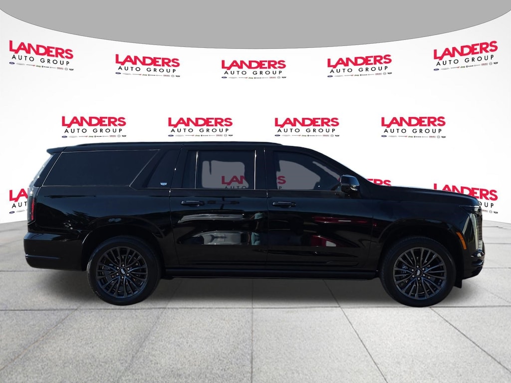 Used 2025 Cadillac Escalade ESV 4WD Sport Platinum 4WD Sport Platinum