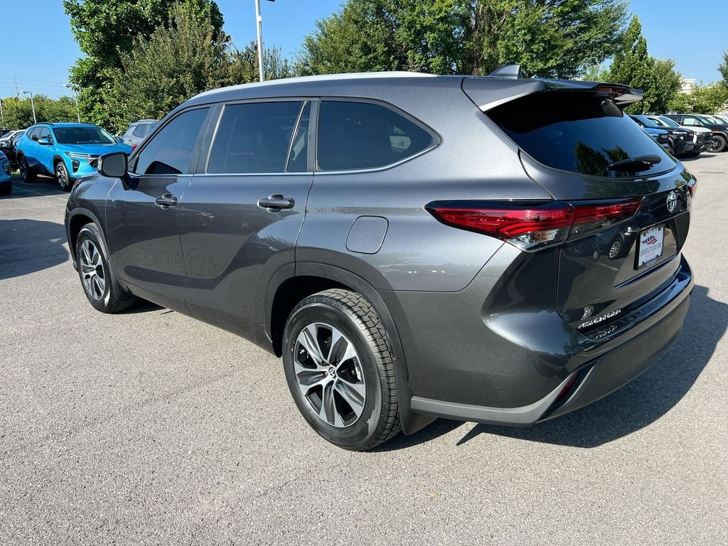 Used 2023 Toyota Highlander L