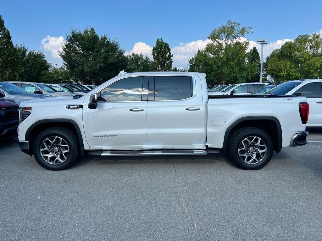 Used 2022 GMC Sierra 1500 SLT Truck