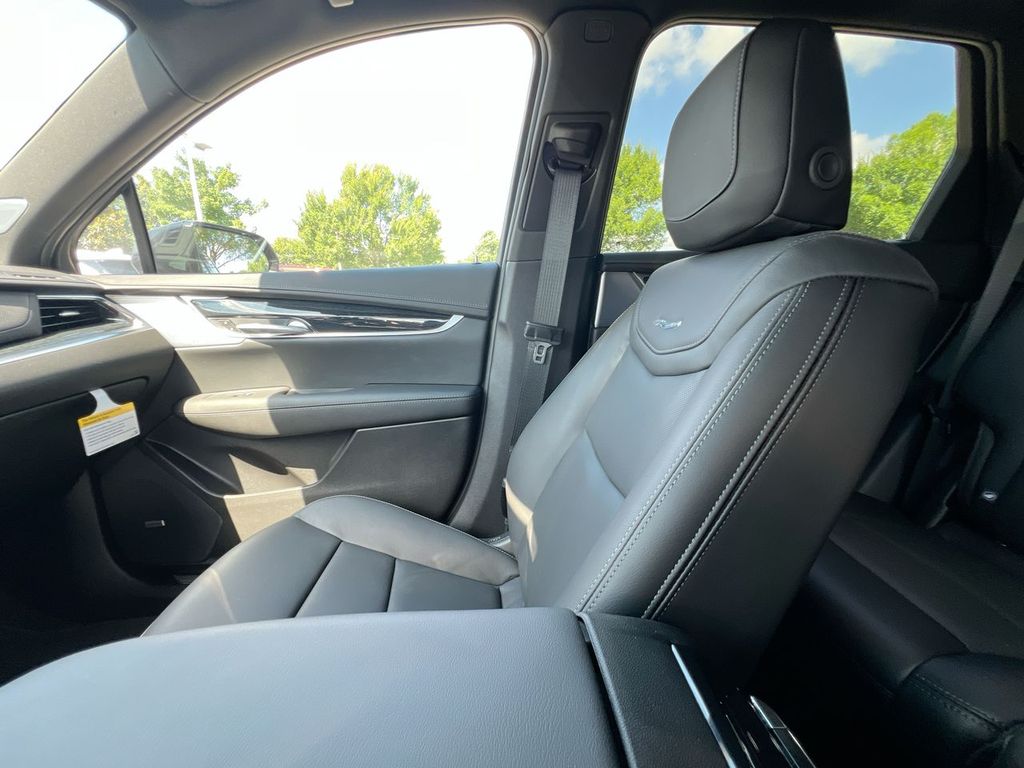 2026 Cadillac XT5 Premium Luxury - Photo 11