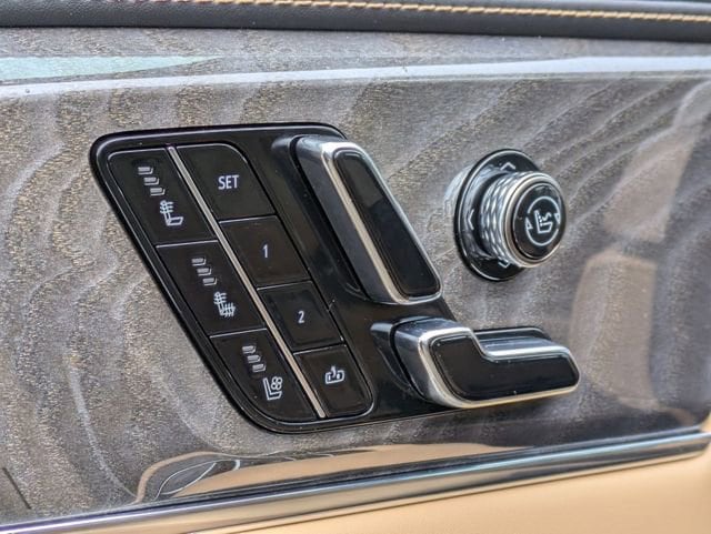 2025 Cadillac Escalade IQ Sport 2 - Photo 20