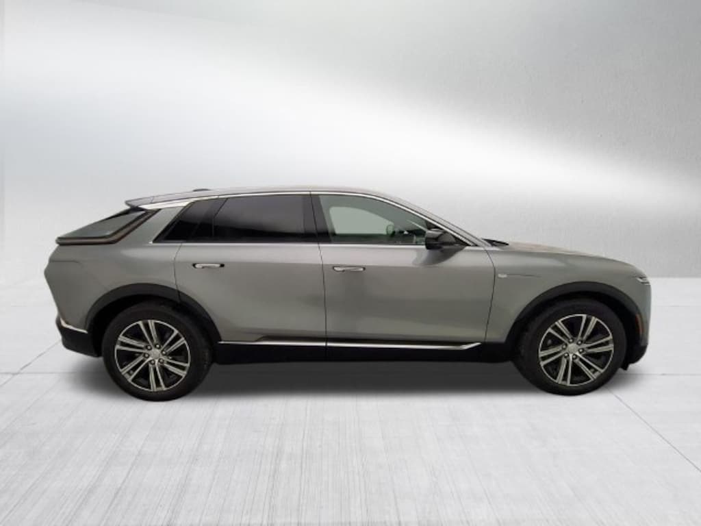 Used 2027 CADILLAC LYRIQ Premium Luxury SUV