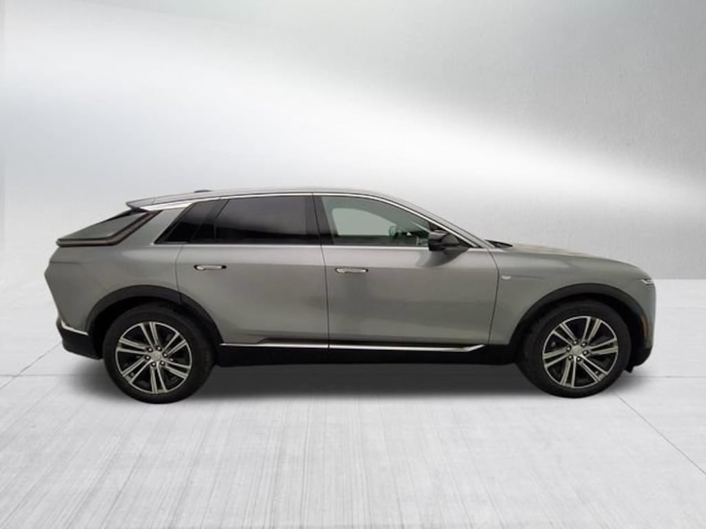 New 2027 CADILLAC LYRIQ Premium Luxury SUV