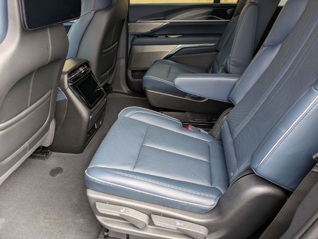 2025 Cadillac Escalade IQ Sport 2 - Photo 23