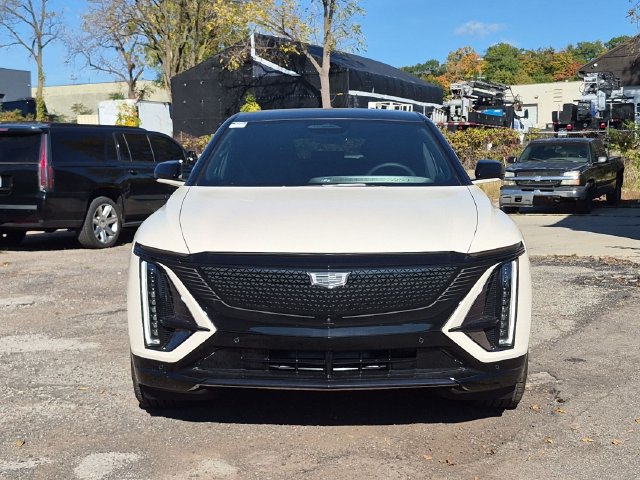 Used 2027 Cadillac LYRIQ Sport with VIN 1GYKPURL5VZ303930 for sale in Farmington Hills, MI