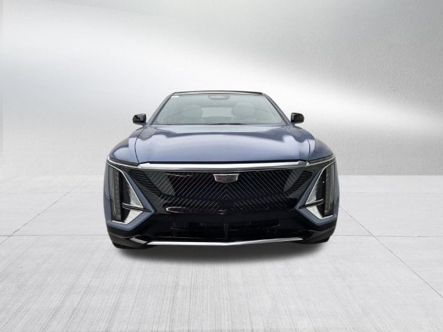 Used 2027 Cadillac LYRIQ Luxury with VIN 1GYKPNRL4VZ303651 for sale in Farmington Hills, MI