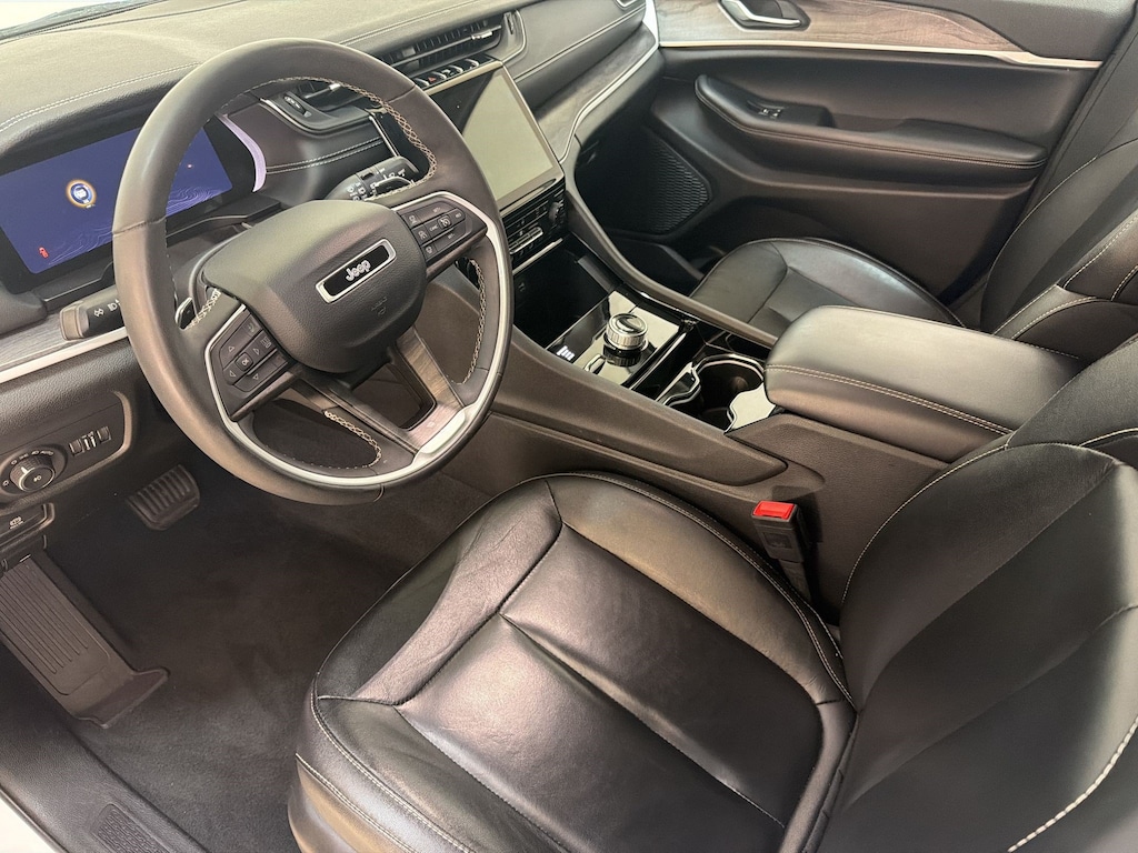 Used 2023 Jeep Grand Cherokee Limited