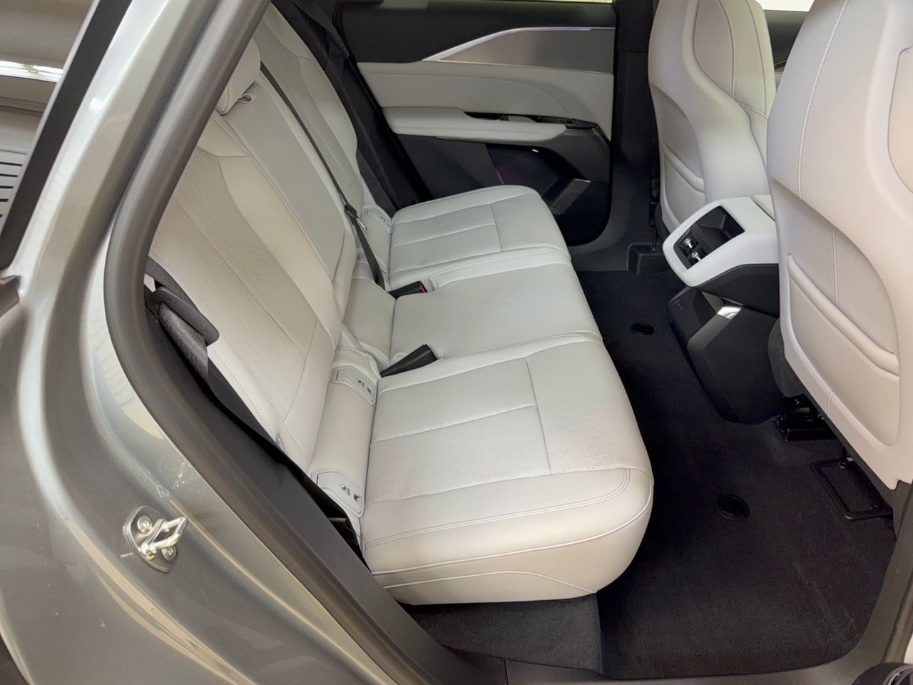 2027 Cadillac LYRIQ Sport - Photo 29