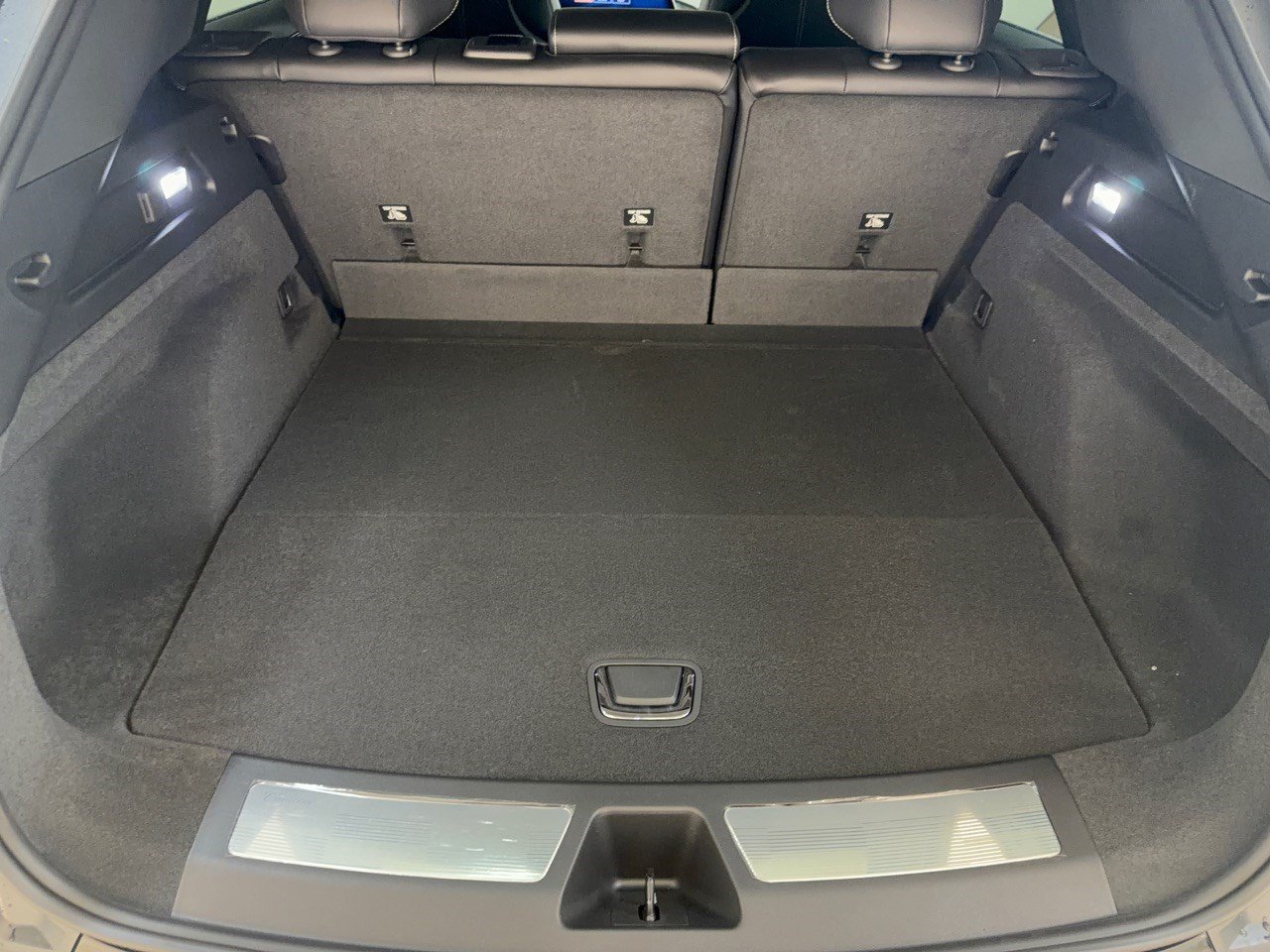 2027 Cadillac LYRIQ Sport - Photo 28