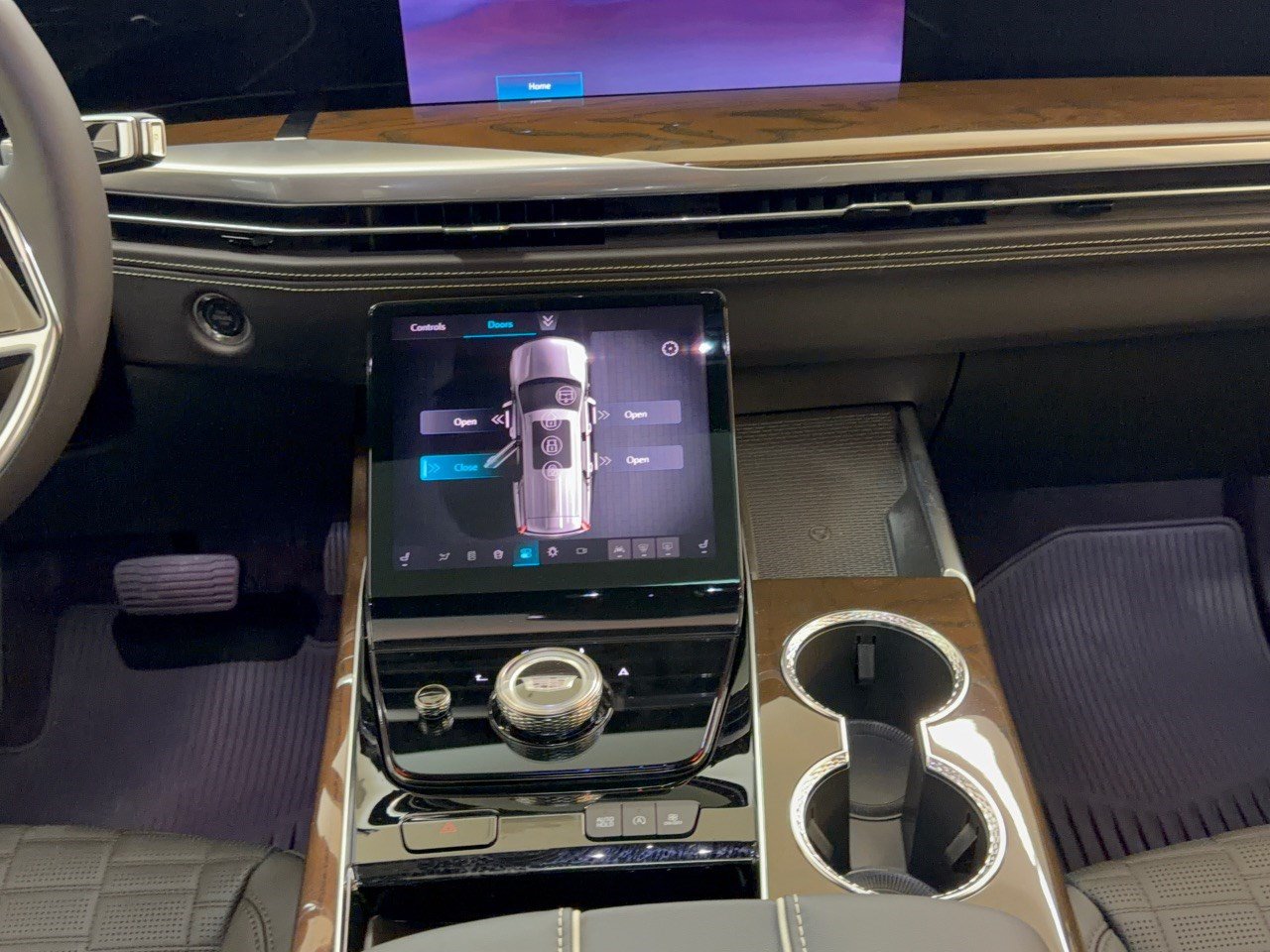 2026 Cadillac Escalade Platinum Sport - Photo 22