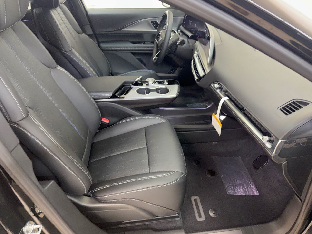 2027 Cadillac LYRIQ Sport - Photo 30