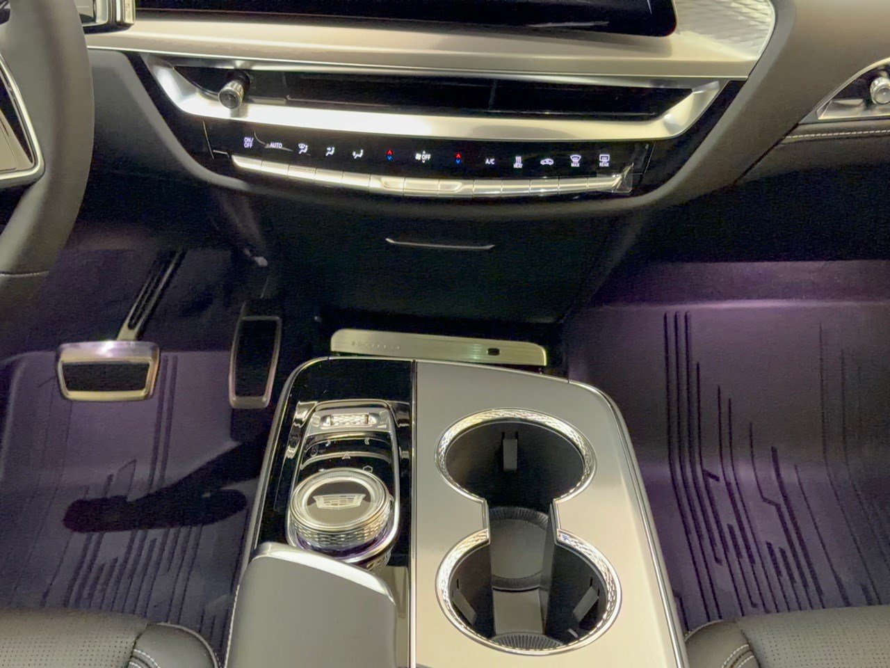 2027 Cadillac LYRIQ Sport - Photo 21
