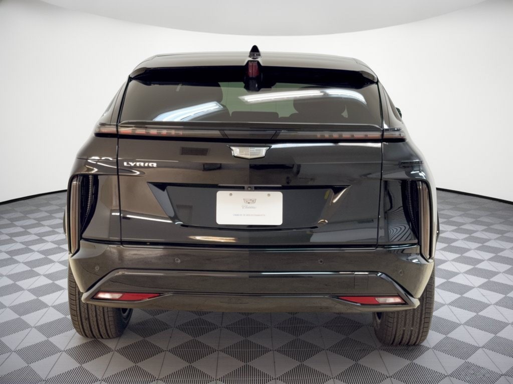 2027 Cadillac LYRIQ Sport - Photo 11