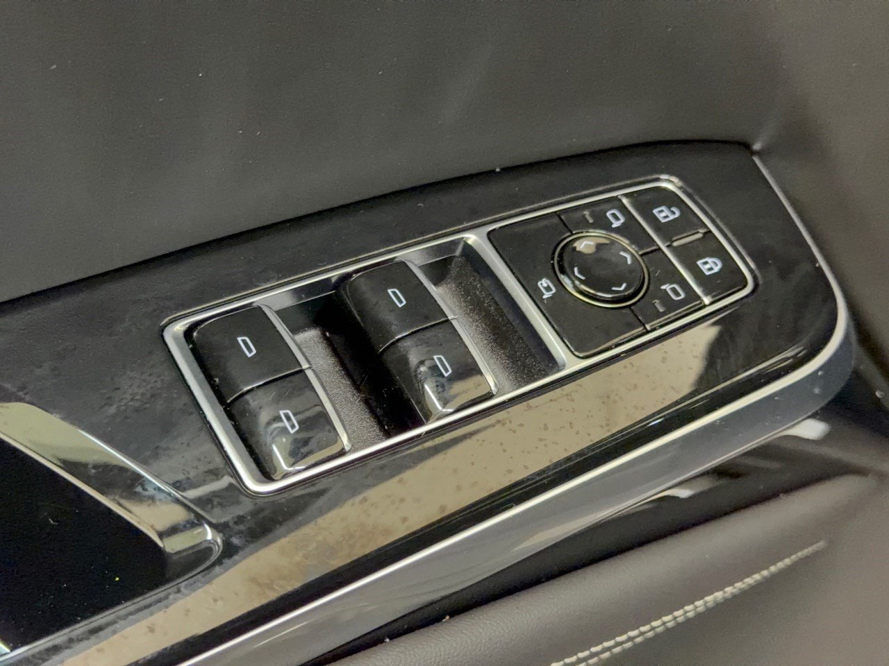 2026 Cadillac Escalade Platinum Sport - Photo 15