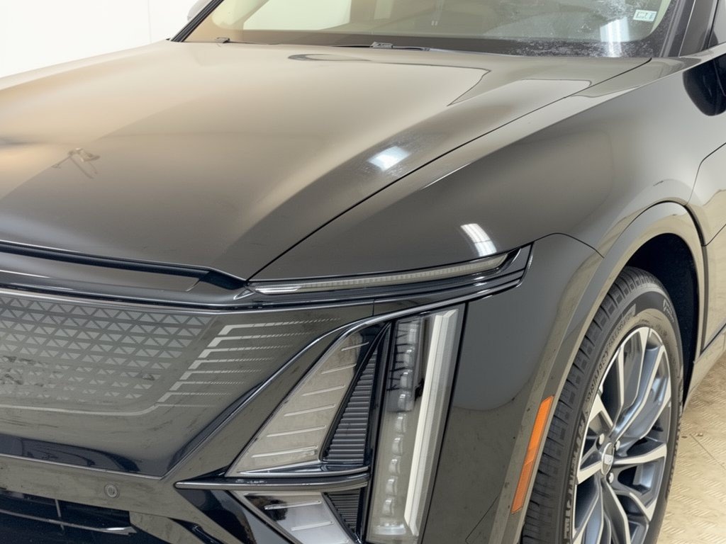 2027 Cadillac LYRIQ Sport - Photo 12
