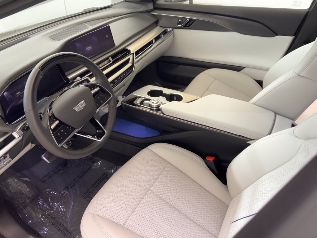 New 2027 CADILLAC LYRIQ Luxury SUV