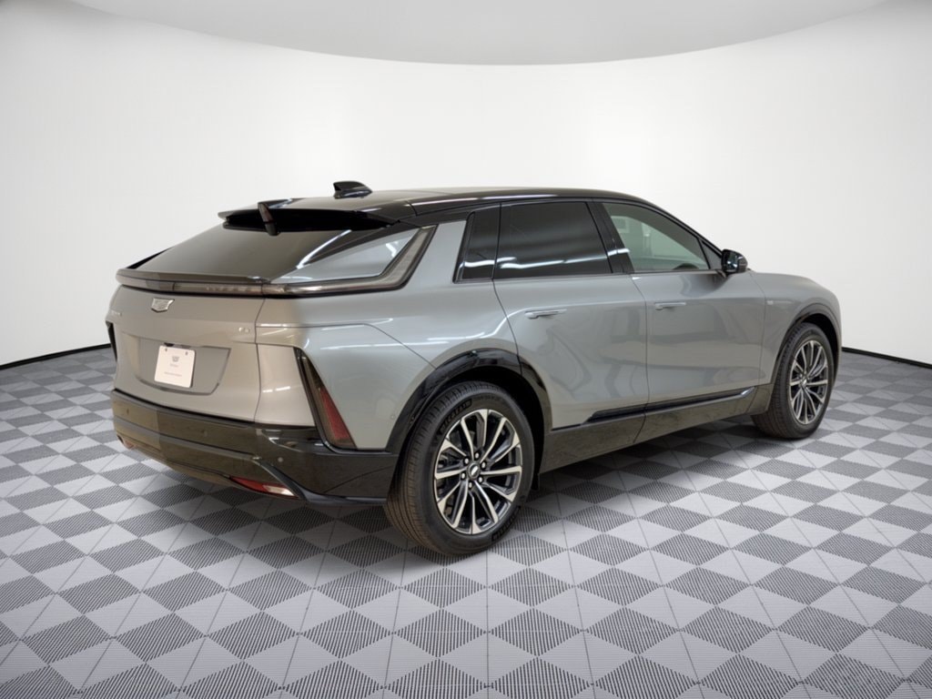 2027 Cadillac LYRIQ Sport - Photo 9