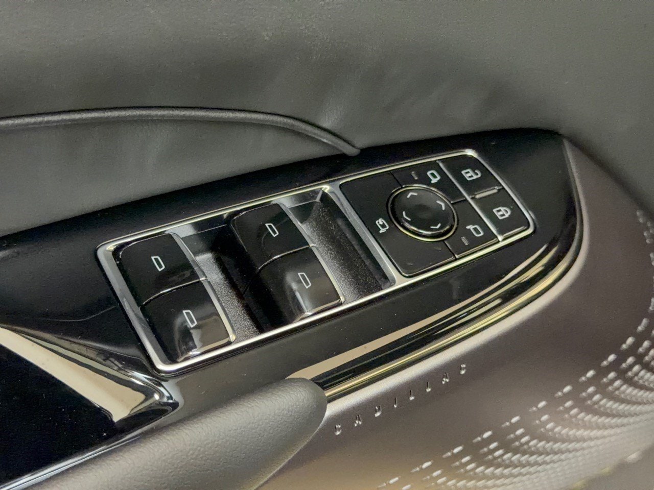 2027 Cadillac LYRIQ Sport - Photo 15