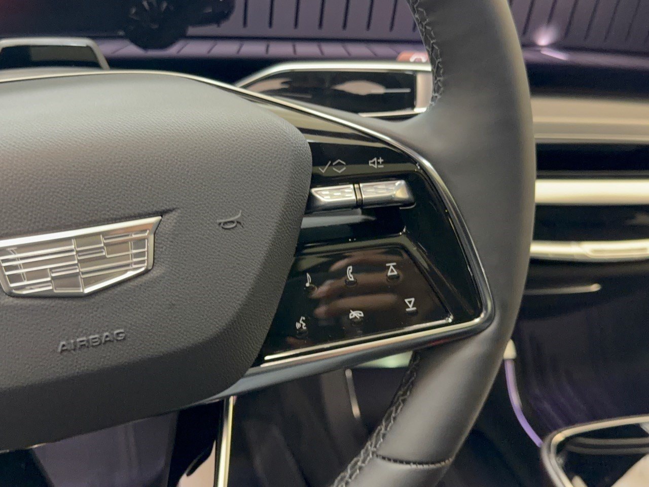 2027 Cadillac LYRIQ Sport - Photo 18