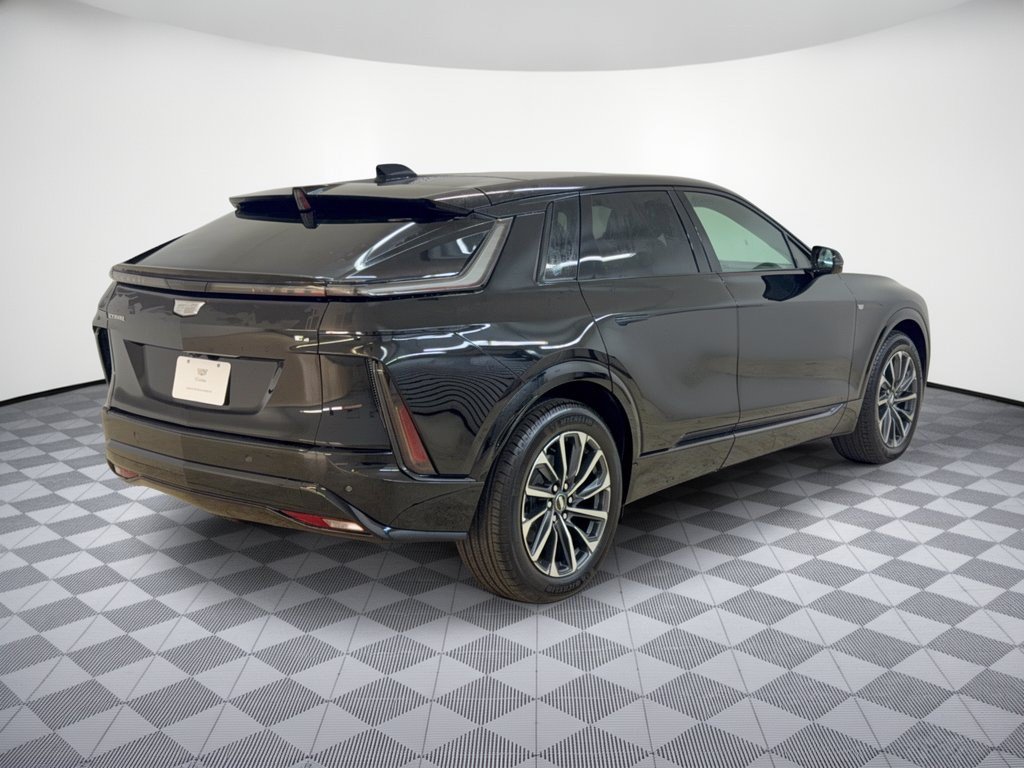 2027 Cadillac LYRIQ Sport - Photo 9