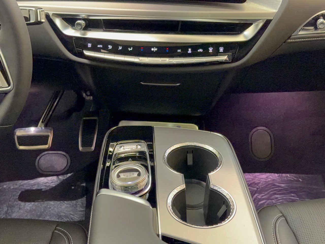 2027 Cadillac LYRIQ Sport - Photo 22