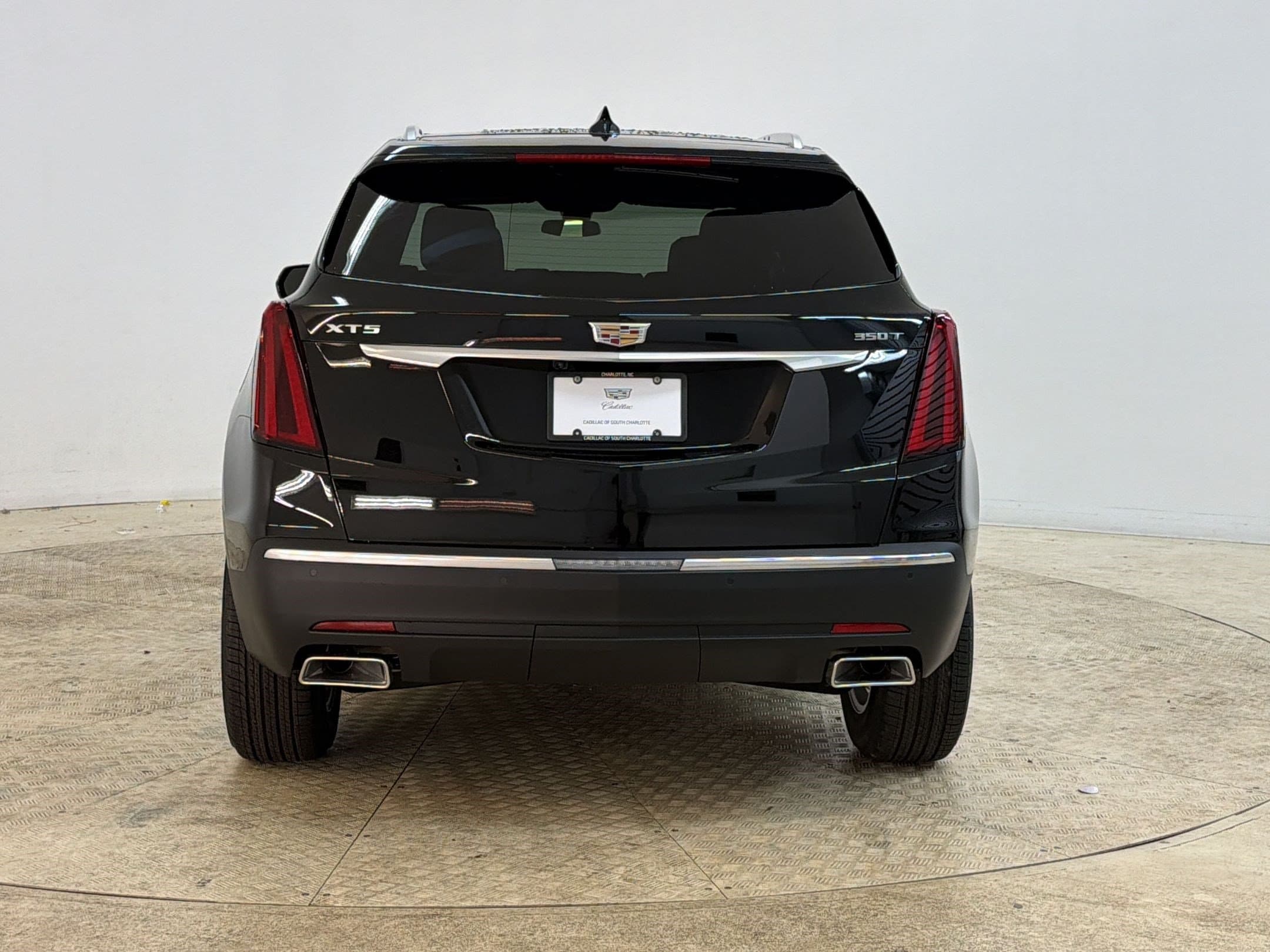 2026 Cadillac XT5 Luxury - Photo 9